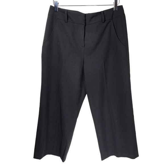 Sandro Sportswear Relaxed Fit High Waisted Cropped Trousers in Black - Picture 1 of 6